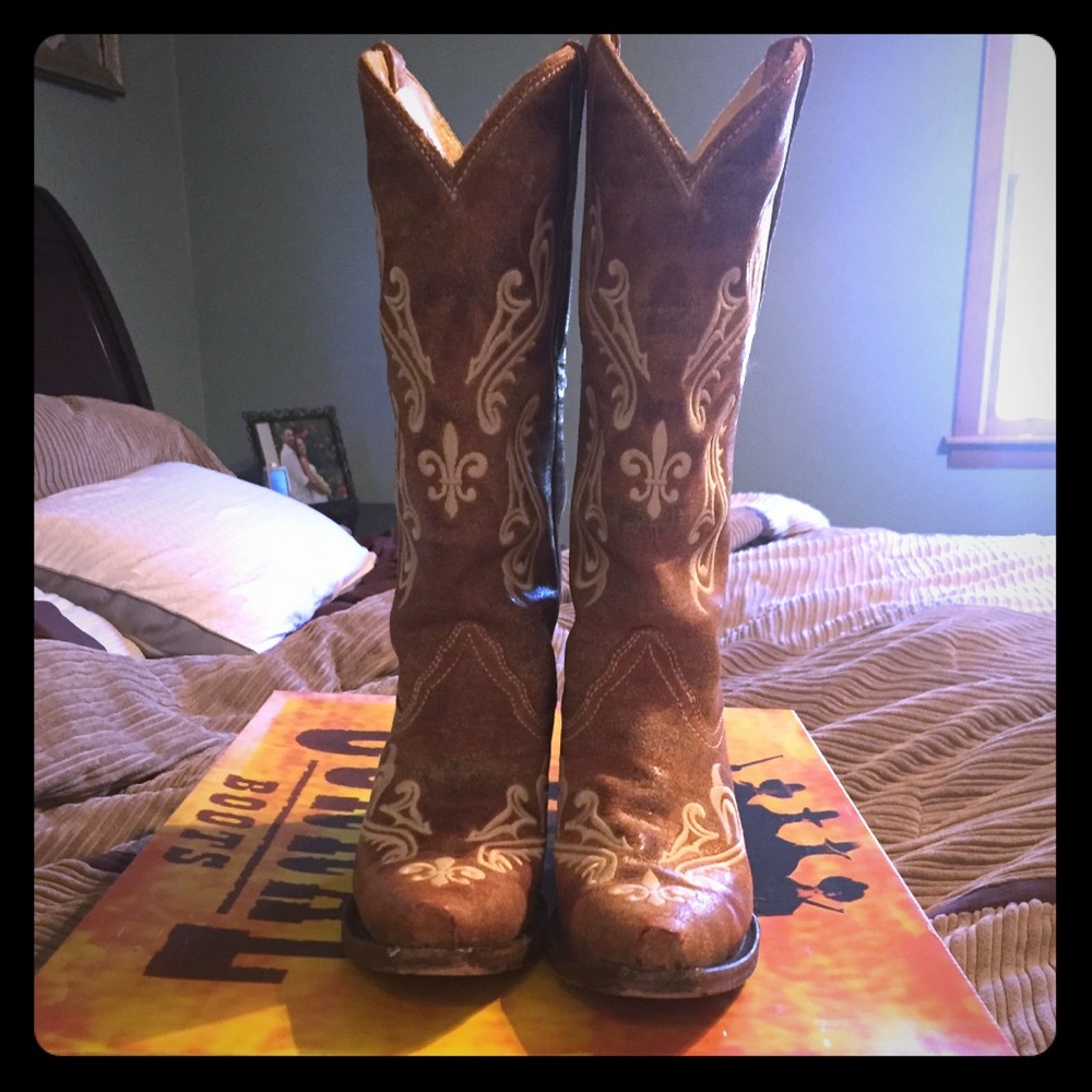 Women’s corral brown Cortez cleff embroidery boot